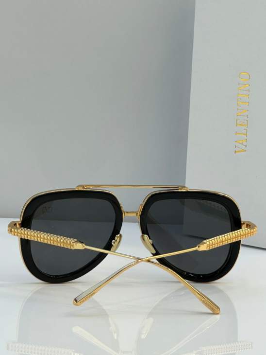 Picture of Valentino Sunglasses _SKUfw65040687fw